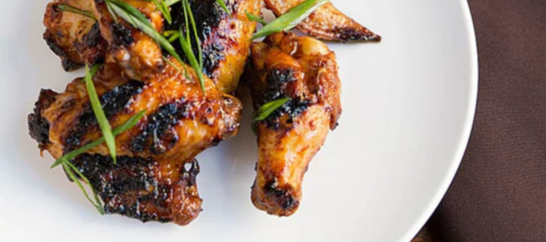 Chicken wings with chives and blue cheese dressing