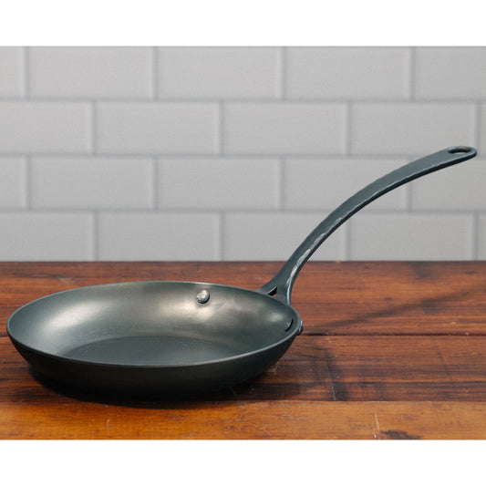 Blanc Creatives 9 inch frying pan